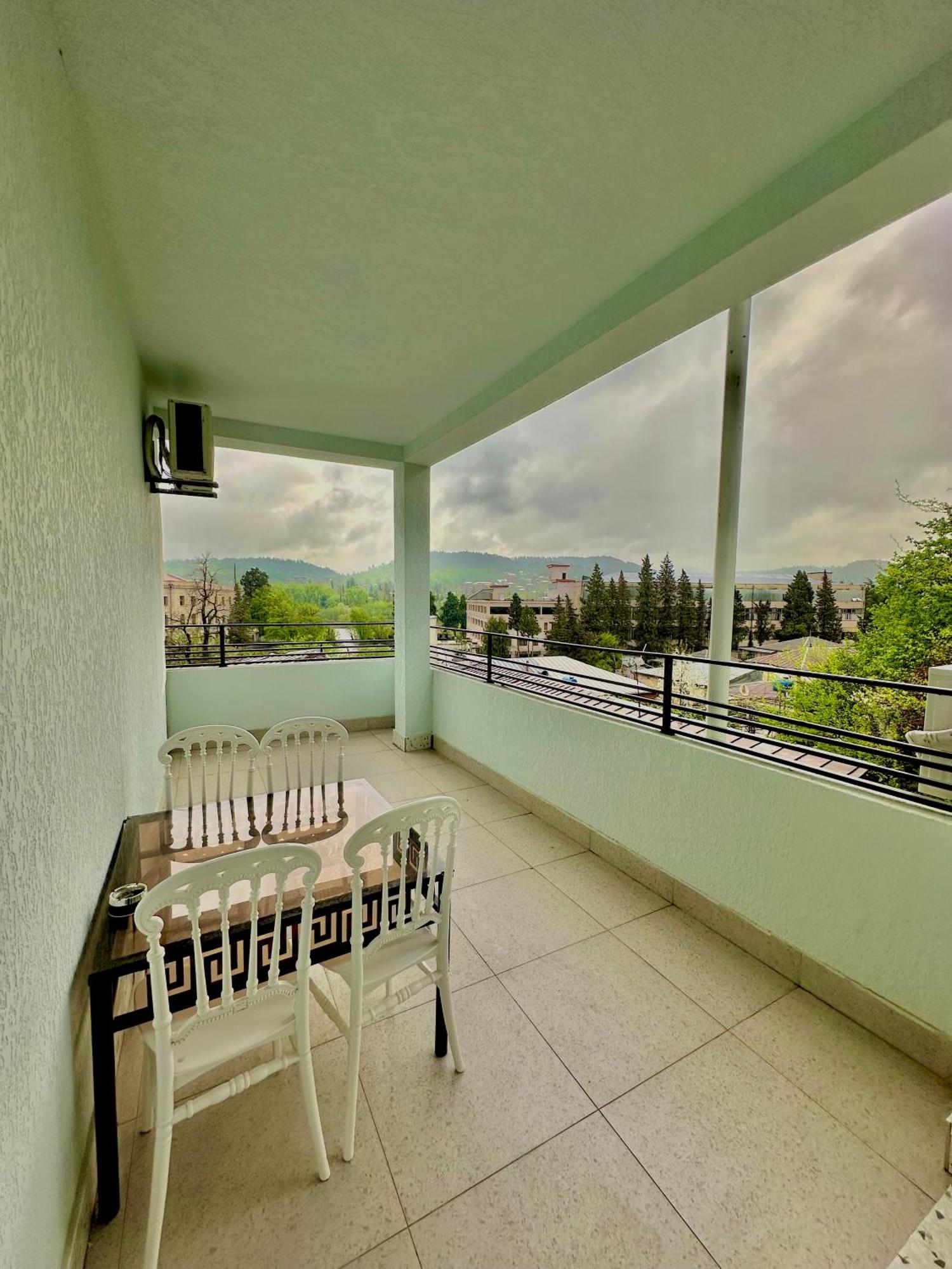 Hotel Balcony Kutaisi Exterior photo