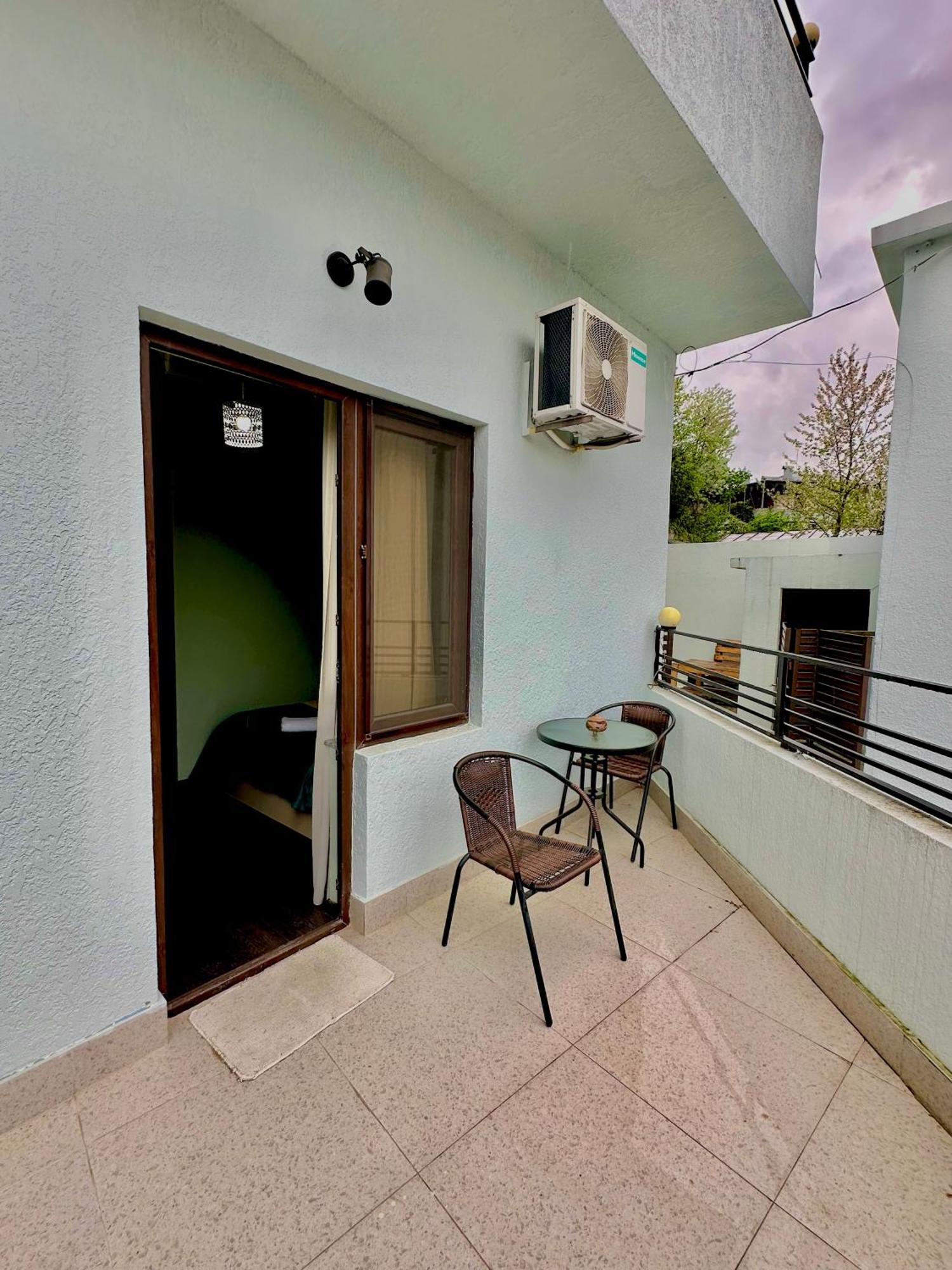 Hotel Balcony Kutaisi Exterior photo